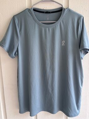 On Running Women's Core-T in Dusty Blue